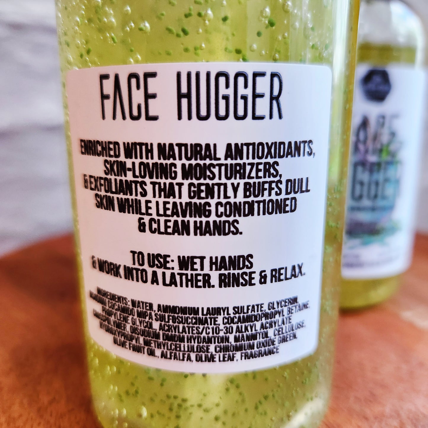 face hugger exfoliating hand soap - the salty hive