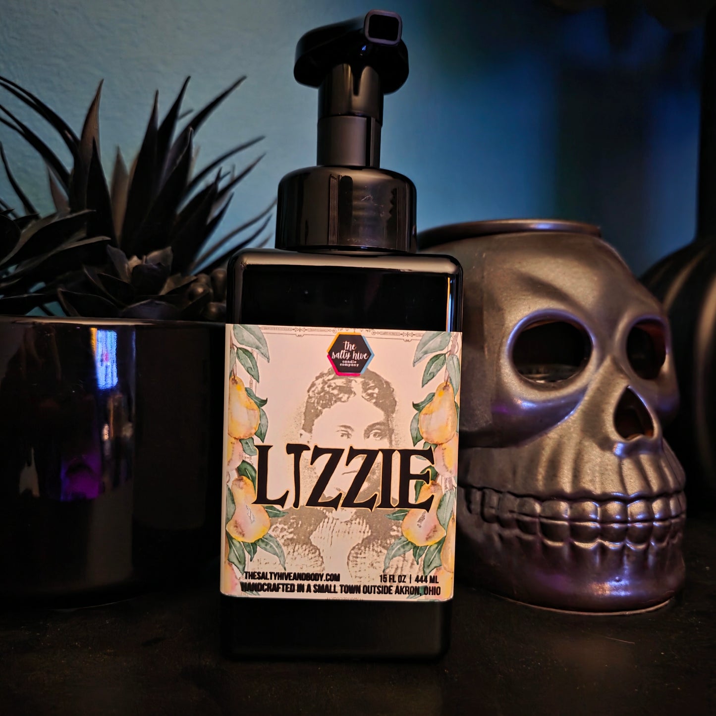 lizzie foaming hand soap