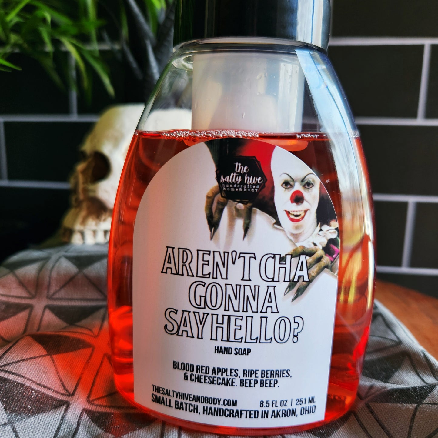 aren't cha gonna say hello? foaming hand soap