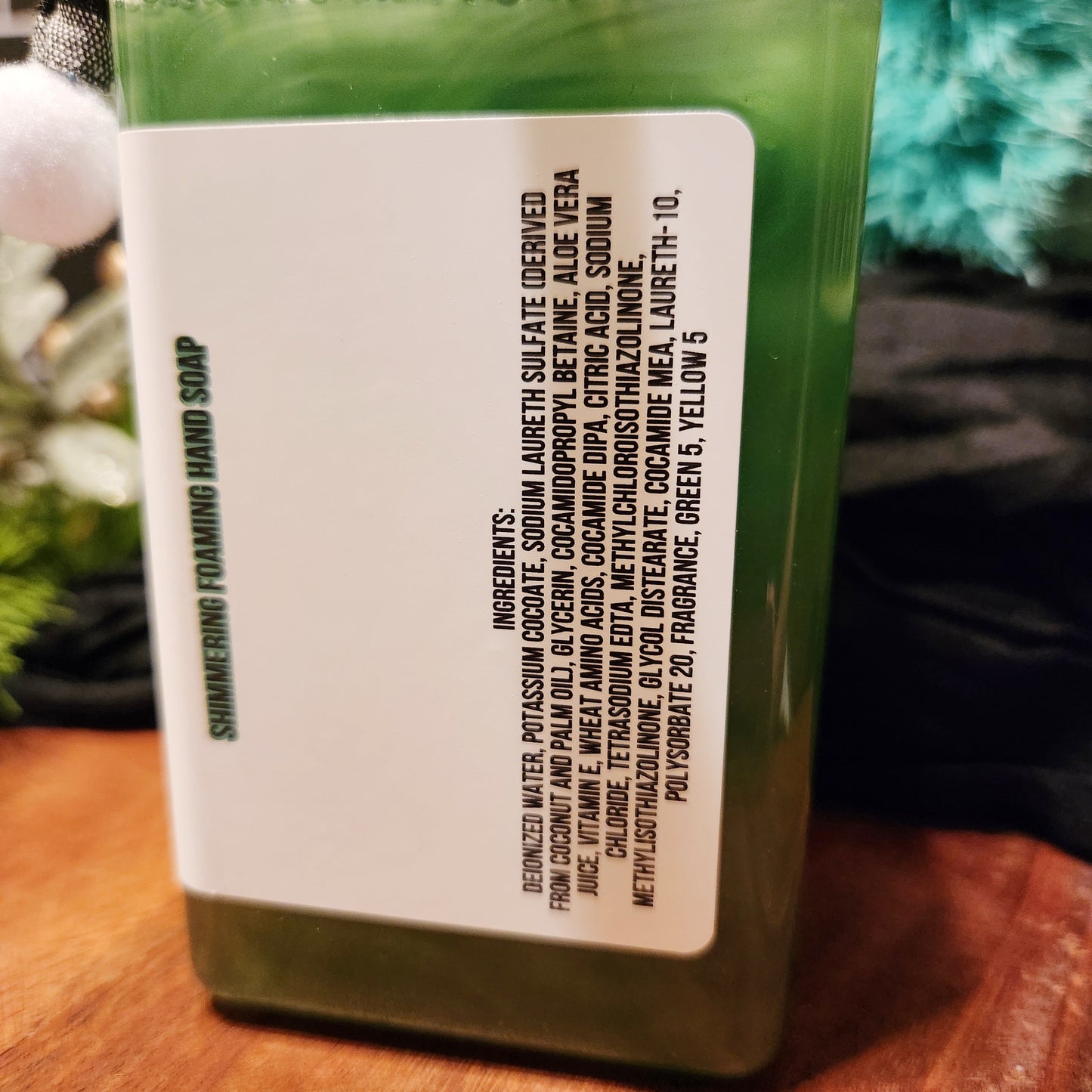 old fashioned family christmas foaming hand soap