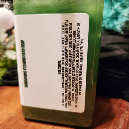 old fashioned family christmas foaming hand soap