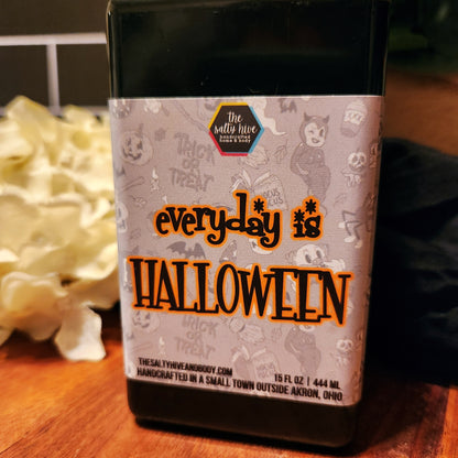 everyday is halloween foaming hand soap