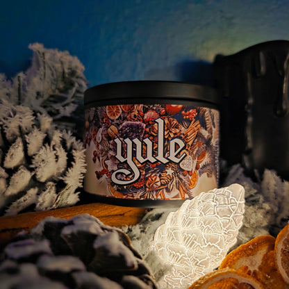 yule 7.5 oz candle
