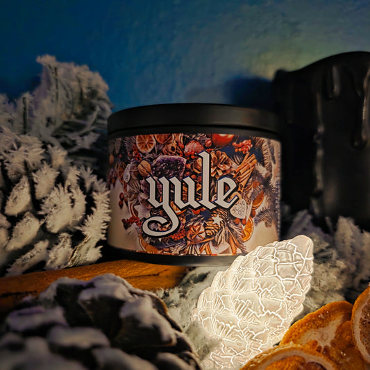 yule 7.5 oz candle