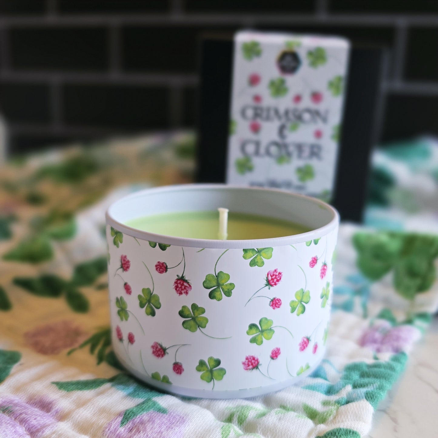 crimson & clover candle