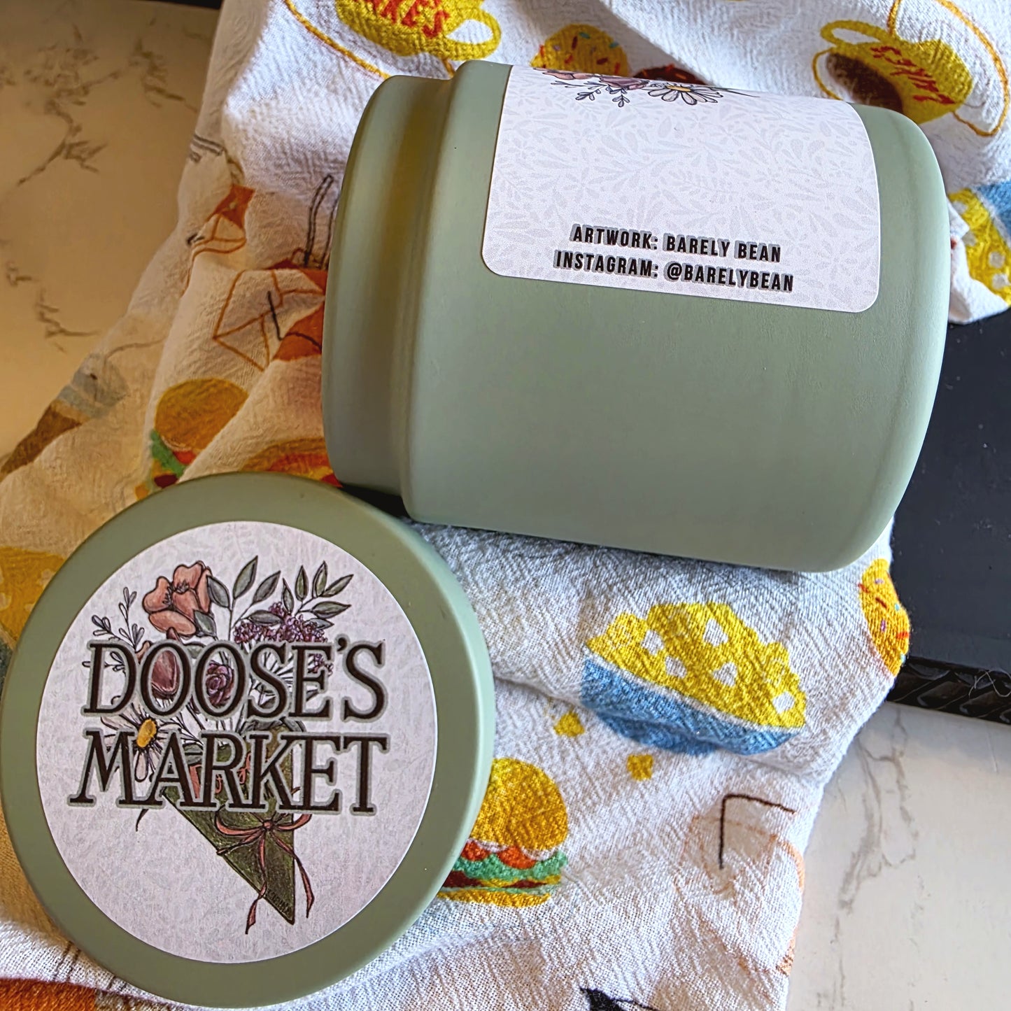 doose's market wood wick candle - gilmore girls inspired