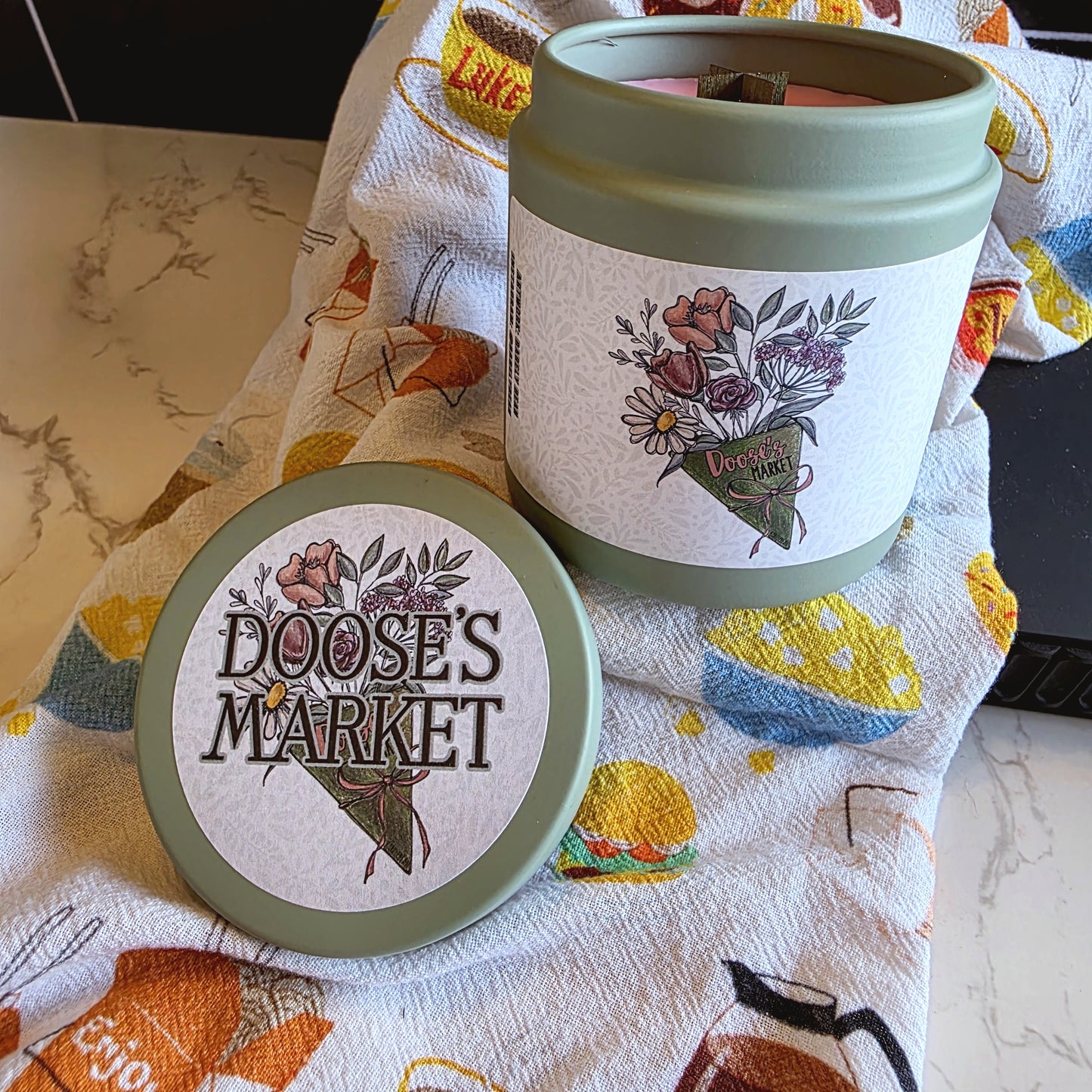 doose's market wood wick candle - gilmore girls inspired