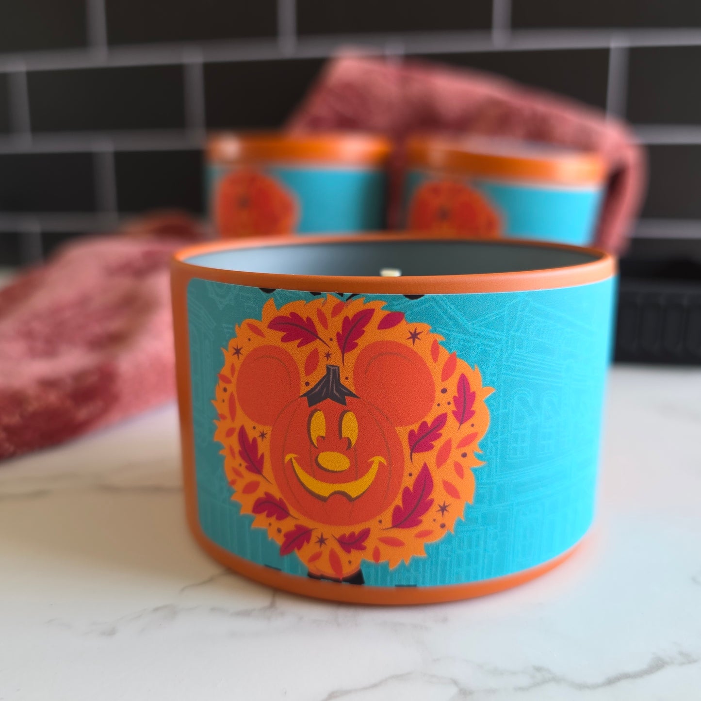 october & main candle