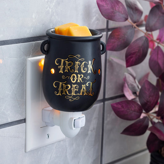 PRE ORDER trick or treat plug-in wax warmer starter set